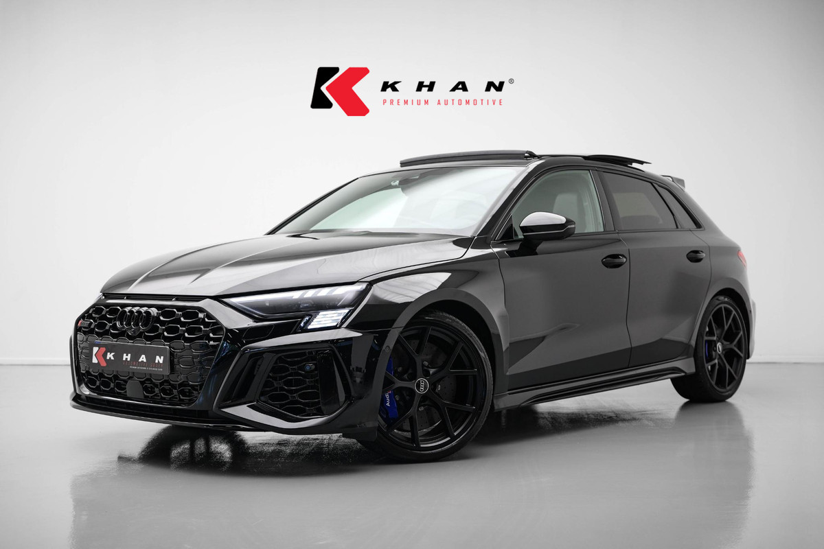 Audi RS3 Sportback 2.5 TFSI quattro |Keramisch|Pano|360|Carbon|HUD|B&O|Memory| Audi RS3 Sportback 2.5 TFSI quattro |Keramisch|Pano|360|Carbon|HUD|B&O|Memory|