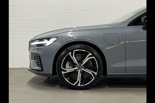 Volvo S60 2.0 Recharge T8 Ultimate Dark Massage | Open dak | Bowers & Wilkins | Adapt. Cruise | Head-up | 360 graden camera Volvo S60 2.0 Recharge T8 Ultimate Dark Massage | Open dak | Bowers & Wilkins | Adapt. Cruise | Head-up | 360 graden camera