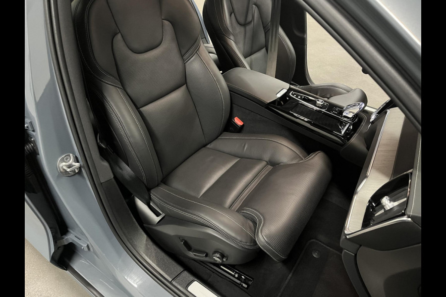 Volvo S60 2.0 Recharge T8 Ultimate Dark Massage | Open dak | Bowers & Wilkins | Adapt. Cruise | Head-up | 360 graden camera Volvo S60 2.0 Recharge T8 Ultimate Dark Massage | Open dak | Bowers & Wilkins | Adapt. Cruise | Head-up | 360 graden camera