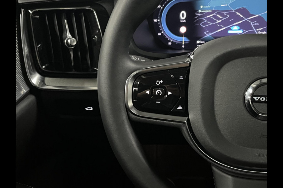 Volvo S60 2.0 Recharge T8 Ultimate Dark Massage | Open dak | Bowers & Wilkins | Adapt. Cruise | Head-up | 360 graden camera Volvo S60 2.0 Recharge T8 Ultimate Dark Massage | Open dak | Bowers & Wilkins | Adapt. Cruise | Head-up | 360 graden camera
