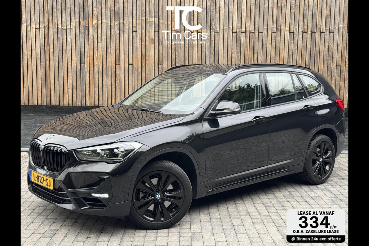 BMW X1 sDrive20i Business Edition Automaat Sport Line | HUD | LED verlichting | Sportstoelen | Head-up display | 18 inch lichtmetalen v