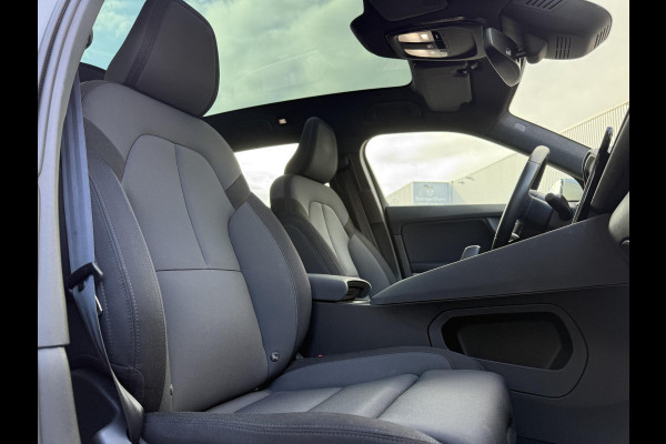 Polestar 2 Long Range Single Motor RWD | Panorama | 360 | Camera | Harman Kardon | Polestar 2 Long Range Single Motor RWD | Panorama | 360 | Camera | Harman Kardon |