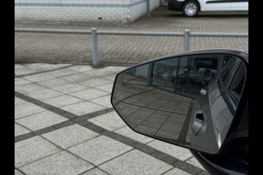 Polestar 2 Long Range Single Motor RWD | Panorama | 360 | Camera | Harman Kardon | Polestar 2 Long Range Single Motor RWD | Panorama | 360 | Camera | Harman Kardon |