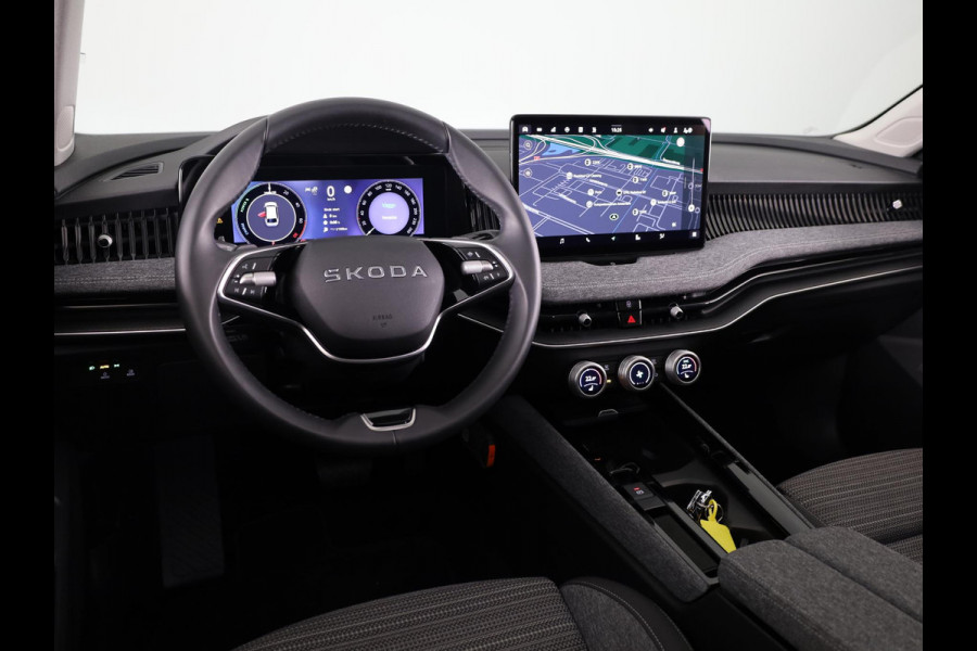 Škoda Superb Combi 1.5 TSI PHEV Business Edition 204 PK PHEV | Verlengde garantie | Panorama dak | Trekhaak | 18" Lm velgen |