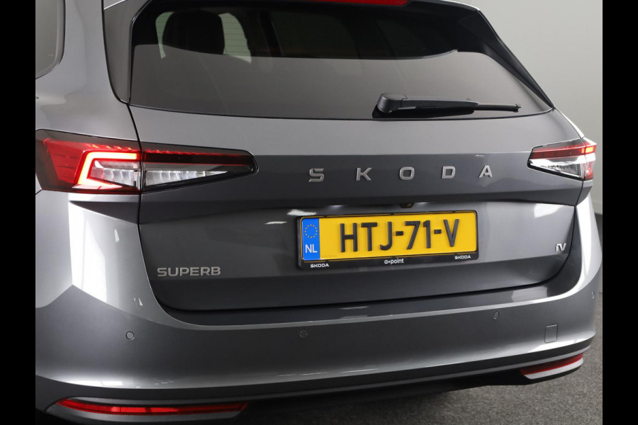 Škoda Superb Combi 1.5 TSI PHEV Business Edition 204 PK PHEV | Verlengde garantie | Panorama dak | Trekhaak | 18" Lm velgen |