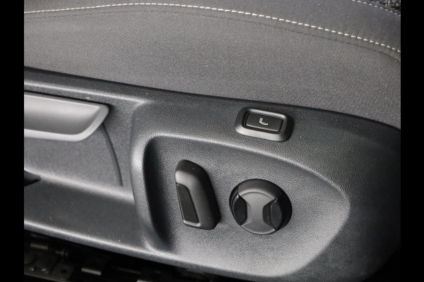 Škoda Superb Combi 1.5 TSI PHEV Business Edition 204 PK PHEV | Verlengde garantie | Panorama dak | Trekhaak | 18" Lm velgen |