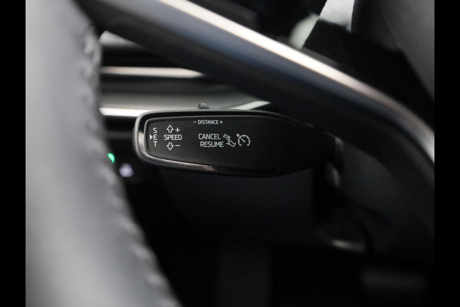 Škoda Superb Combi 1.5 TSI PHEV Business Edition 204 PK PHEV | Verlengde garantie | Panorama dak | Trekhaak | 18" Lm velgen |