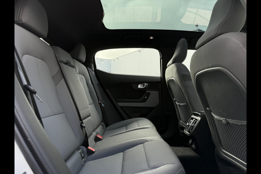 Polestar 2 Long Range Dual Motor AWD | Trekhaak | Panorama | 360 Camera | Harman Kardon | Polestar 2 Long Range Dual Motor AWD | Trekhaak | Panorama | 360 Camera | Harman Kardon |