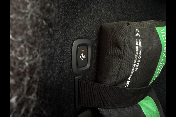 Polestar 2 Long Range Dual Motor AWD | Trekhaak | Panorama | 360 Camera | Harman Kardon | Polestar 2 Long Range Dual Motor AWD | Trekhaak | Panorama | 360 Camera | Harman Kardon |