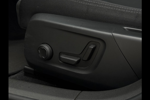 Polestar 2 Long Range Dual Motor AWD | Trekhaak | Panorama | 360 Camera | Harman Kardon | Polestar 2 Long Range Dual Motor AWD | Trekhaak | Panorama | 360 Camera | Harman Kardon |