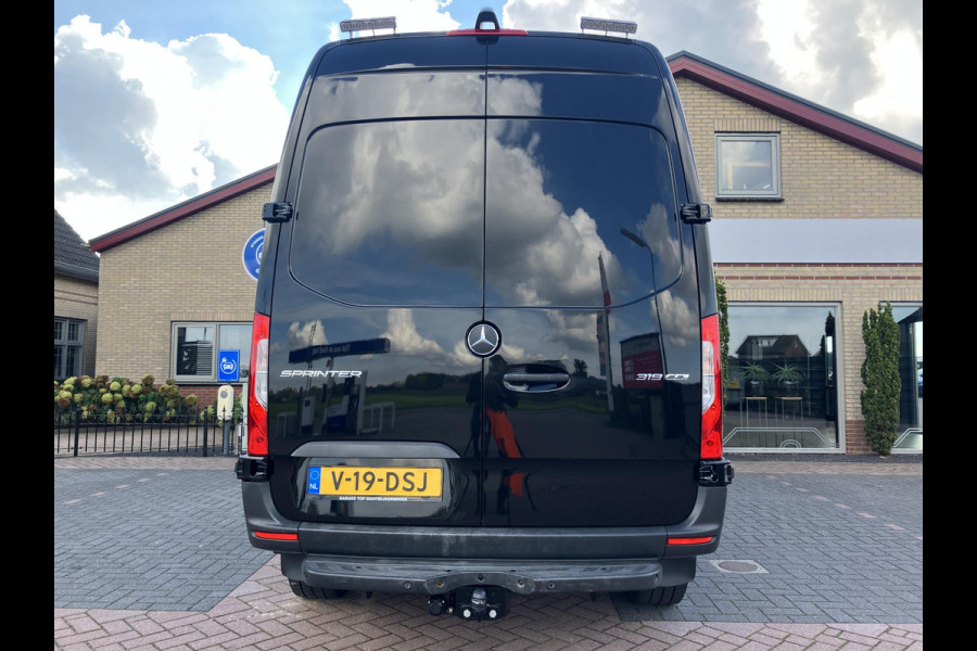 Mercedes-Benz Sprinter 319 3.0 CDI L2H2 | MBUX | 360 camera | Navi