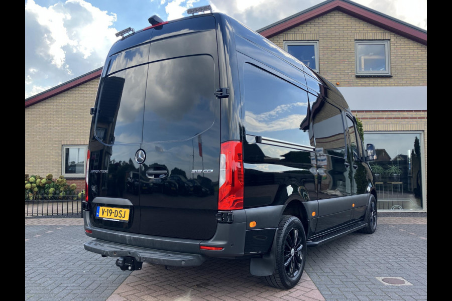 Mercedes-Benz Sprinter 319 3.0 CDI L2H2 | MBUX | 360 camera | Navi