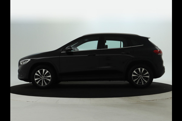 Mercedes-Benz GLA 250 e Plug-In Hybride Stoelverwarming voor | Easy Pack Kofferklep | Achteruitrijcamera | Elektrisch inklapbare buitenspiegels. Inclusief 24 maanden MB Certified garantie voor Europa.