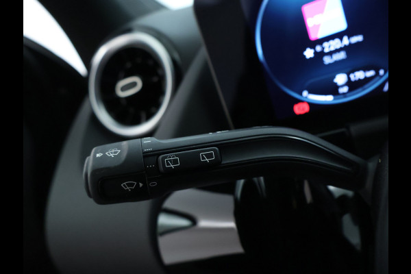 Mercedes-Benz GLA 250 e Plug-In Hybride Stoelverwarming voor | Easy Pack Kofferklep | Achteruitrijcamera | Elektrisch inklapbare buitenspiegels. Inclusief 24 maanden MB Certified garantie voor Europa.