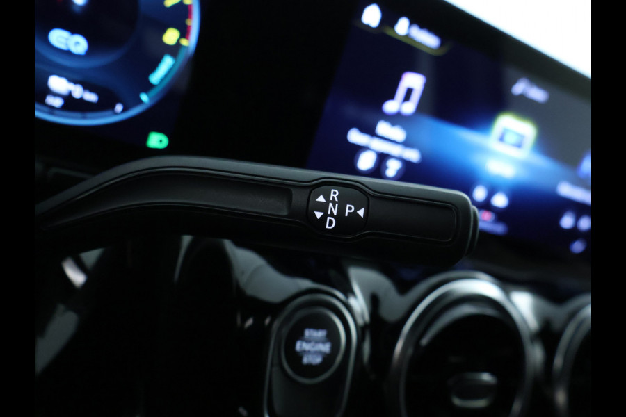 Mercedes-Benz GLA 250 e Plug-In Hybride Stoelverwarming voor | Easy Pack Kofferklep | Achteruitrijcamera | Elektrisch inklapbare buitenspiegels. Inclusief 24 maanden MB Certified garantie voor Europa.