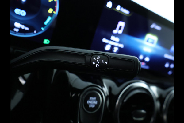 Mercedes-Benz GLA 250 e Plug-In Hybride Stoelverwarming voor | Easy Pack Kofferklep | Achteruitrijcamera | Elektrisch inklapbare buitenspiegels. Inclusief 24 maanden MB Certified garantie voor Europa.