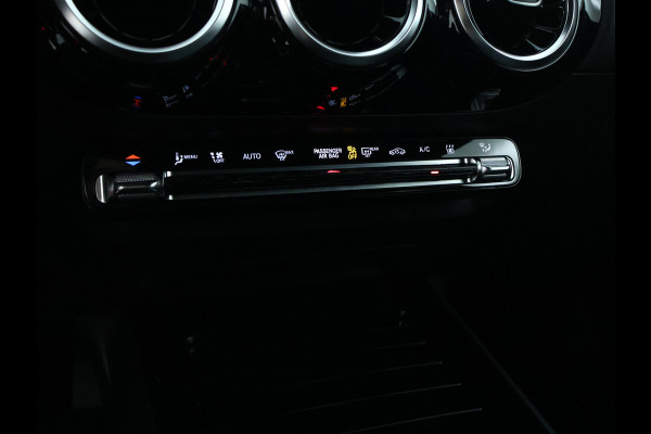 Mercedes-Benz GLA 250 e Plug-In Hybride Stoelverwarming voor | Easy Pack Kofferklep | Achteruitrijcamera | Elektrisch inklapbare buitenspiegels. Inclusief 24 maanden MB Certified garantie voor Europa.