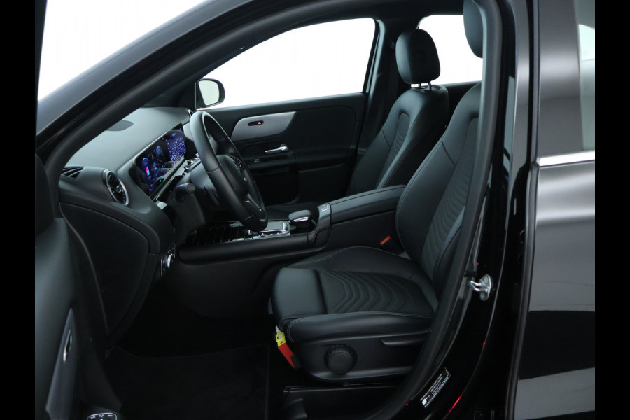 Mercedes-Benz GLA 250 e Plug-In Hybride Stoelverwarming voor | Easy Pack Kofferklep | Achteruitrijcamera | Elektrisch inklapbare buitenspiegels. Inclusief 24 maanden MB Certified garantie voor Europa.