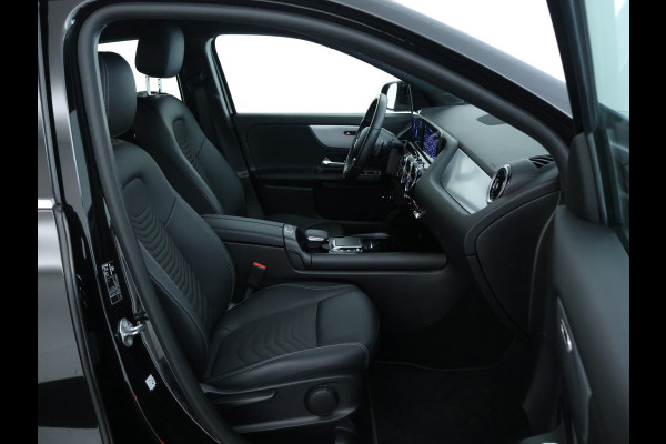 Mercedes-Benz GLA 250 e Plug-In Hybride Stoelverwarming voor | Easy Pack Kofferklep | Achteruitrijcamera | Elektrisch inklapbare buitenspiegels. Inclusief 24 maanden MB Certified garantie voor Europa.