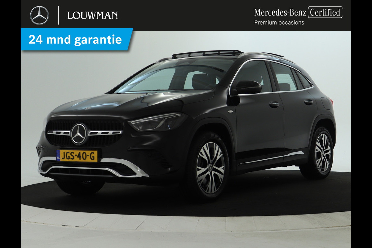 Mercedes-Benz GLA 250 e Plug-In Hybride | Panoramadak | Distronic | Sound system | Parkeerpakket met achteruitrijcamera | Stuur en Stoelverwarming. Inclusief 24 maanden MB Certified garantie voor Europa. Mercedes-Benz GLA 250 e Plug-In Hybride | Panoramadak | Distronic | Sound system | Parkeerpakket met achteruitrijcamera | Stuur en Stoelverwarming. Inclusief 24 maanden MB Certified garantie voor Europa.