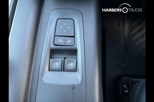 Renault Master Red Edition Carplay, Trekhaak, Sensoren rondom, Camera, Nieuw en BPM vrij! Renault Master Red Edition Carplay, Trekhaak, Sensoren rondom, Camera, Nieuw en BPM vrij!