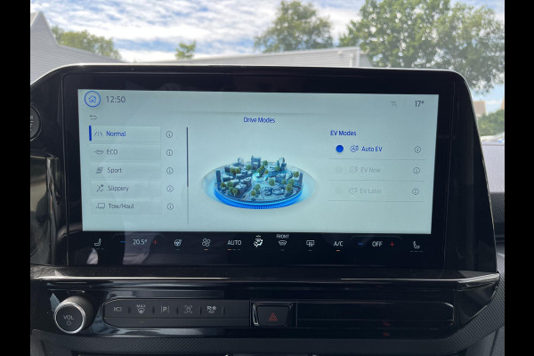 Ford Transit Custom 320 2.5 PHEV L2H1 Black Platinum DC ZUID | Ford Voorraad  | Prijs is excl. BTW incl. BPM  | incl. €4.422,- korting! | Dubbele cabine Snoeks leder | Full led | Dubbele zij-schuifdeur | Direct uit voorraad leverbaar! | Full options