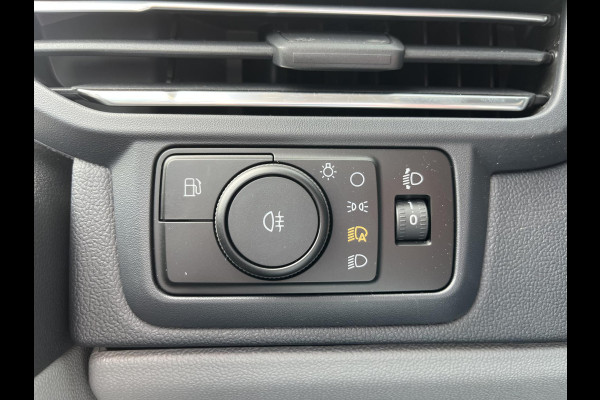 Ford Transit Custom 320 2.5 PHEV L2H1 Black Platinum DC ZUID | Ford Voorraad  | Prijs is excl. BTW incl. BPM  | incl. €4.422,- korting! | Dubbele cabine Snoeks leder | Full led | Dubbele zij-schuifdeur | Direct uit voorraad leverbaar! | Full options