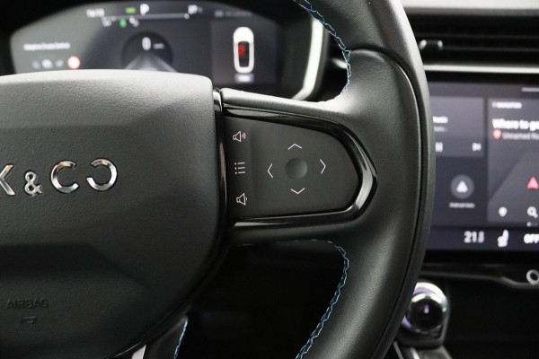 Lynk & Co 01 1.5*PLUG-IN*NAVI*PANO*CAM*ACC*CARPLAY*ECC*LED*