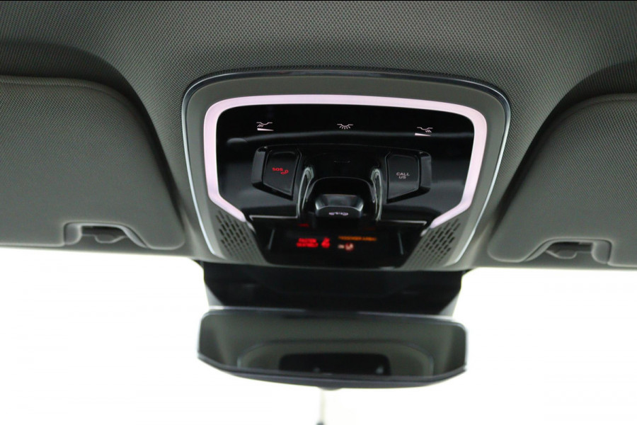 Lynk & Co 01 1.5*PLUG-IN*NAVI*PANO*CAM*ACC*CARPLAY*ECC*LED*