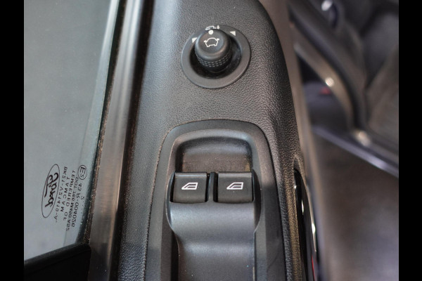 Ford Transit Custom L2H1 Limited Dubbele Cabine Automaat Navigatie Airco 2 Schuifdeuren Trekhaak Parkeersensoren Carplay Imperiaal Ford Transit Custom L2H1 Limited Dubbele Cabine Automaat Navigatie Airco 2 Schuifdeuren Trekhaak Parkeersensoren Carplay Imperiaal