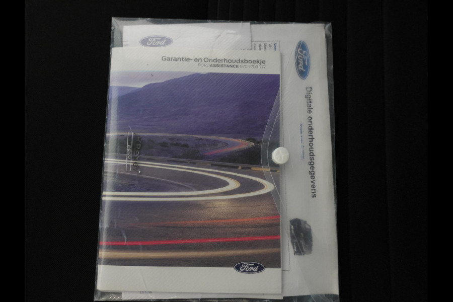 Ford Transit Custom L2H1 Limited Dubbele Cabine Automaat Navigatie Airco 2 Schuifdeuren Trekhaak Parkeersensoren Carplay Imperiaal Ford Transit Custom L2H1 Limited Dubbele Cabine Automaat Navigatie Airco 2 Schuifdeuren Trekhaak Parkeersensoren Carplay Imperiaal