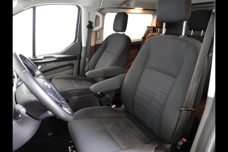 Ford Transit Custom L2H1 Limited Dubbele Cabine Automaat Navigatie Airco 2 Schuifdeuren Trekhaak Parkeersensoren Carplay Imperiaal Ford Transit Custom L2H1 Limited Dubbele Cabine Automaat Navigatie Airco 2 Schuifdeuren Trekhaak Parkeersensoren Carplay Imperiaal