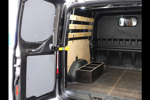 Ford Transit Custom L2H1 Limited Dubbele Cabine Automaat Navigatie Airco 2 Schuifdeuren Trekhaak Parkeersensoren Carplay Imperiaal Ford Transit Custom L2H1 Limited Dubbele Cabine Automaat Navigatie Airco 2 Schuifdeuren Trekhaak Parkeersensoren Carplay Imperiaal