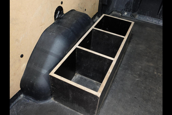 Ford Transit Custom L2H1 Limited Dubbele Cabine Automaat Navigatie Airco 2 Schuifdeuren Trekhaak Parkeersensoren Carplay Imperiaal Ford Transit Custom L2H1 Limited Dubbele Cabine Automaat Navigatie Airco 2 Schuifdeuren Trekhaak Parkeersensoren Carplay Imperiaal