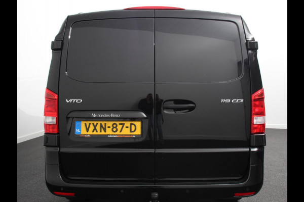 Mercedes-Benz Vito 119 CDI 190pk Automaat L2 Lang Navigatie Camera Apple Carplay Cruise control Trekhaak Leder Lichtmetalen Velgen Mercedes-Benz Vito 119 CDI 190pk Automaat L2 Lang Navigatie Camera Apple Carplay Cruise control Trekhaak Leder Lichtmetalen Velgen