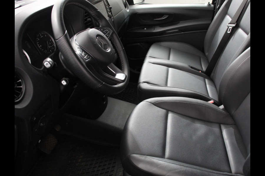 Mercedes-Benz Vito 119 CDI 190pk Automaat L2 Lang Navigatie Camera Apple Carplay Cruise control Trekhaak Leder Lichtmetalen Velgen Mercedes-Benz Vito 119 CDI 190pk Automaat L2 Lang Navigatie Camera Apple Carplay Cruise control Trekhaak Leder Lichtmetalen Velgen