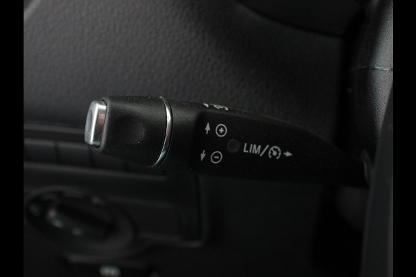 Mercedes-Benz Vito 119 CDI 190pk Automaat L2 Lang Navigatie Camera Apple Carplay Cruise control Trekhaak Leder Lichtmetalen Velgen Mercedes-Benz Vito 119 CDI 190pk Automaat L2 Lang Navigatie Camera Apple Carplay Cruise control Trekhaak Leder Lichtmetalen Velgen
