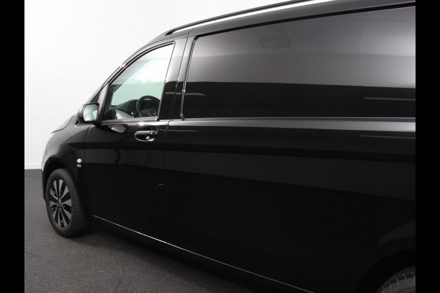 Mercedes-Benz Vito 119 CDI 190pk Automaat L2 Lang Navigatie Camera Apple Carplay Cruise control Trekhaak Leder Lichtmetalen Velgen Mercedes-Benz Vito 119 CDI 190pk Automaat L2 Lang Navigatie Camera Apple Carplay Cruise control Trekhaak Leder Lichtmetalen Velgen