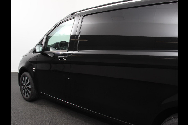 Mercedes-Benz Vito 119 CDI 190pk Automaat L2 Lang Navigatie Camera Apple Carplay Cruise control Trekhaak Leder Lichtmetalen Velgen Mercedes-Benz Vito 119 CDI 190pk Automaat L2 Lang Navigatie Camera Apple Carplay Cruise control Trekhaak Leder Lichtmetalen Velgen