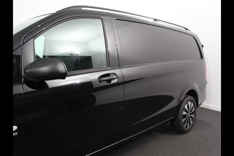 Mercedes-Benz Vito 119 CDI 190pk Automaat L2 Lang Navigatie Camera Apple Carplay Cruise control Trekhaak Leder Lichtmetalen Velgen Mercedes-Benz Vito 119 CDI 190pk Automaat L2 Lang Navigatie Camera Apple Carplay Cruise control Trekhaak Leder Lichtmetalen Velgen
