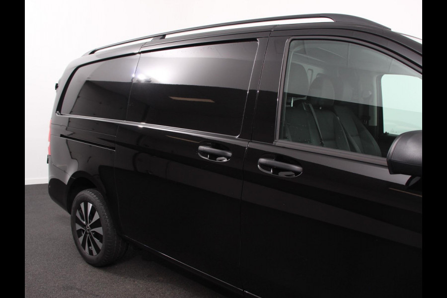 Mercedes-Benz Vito 119 CDI 190pk Automaat L2 Lang Navigatie Camera Apple Carplay Cruise control Trekhaak Leder Lichtmetalen Velgen Mercedes-Benz Vito 119 CDI 190pk Automaat L2 Lang Navigatie Camera Apple Carplay Cruise control Trekhaak Leder Lichtmetalen Velgen