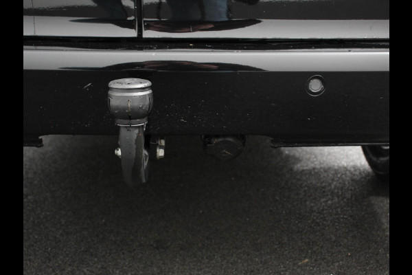 Mercedes-Benz Vito 119 CDI 190pk Automaat L2 Lang Navigatie Camera Apple Carplay Cruise control Trekhaak Leder Lichtmetalen Velgen Mercedes-Benz Vito 119 CDI 190pk Automaat L2 Lang Navigatie Camera Apple Carplay Cruise control Trekhaak Leder Lichtmetalen Velgen