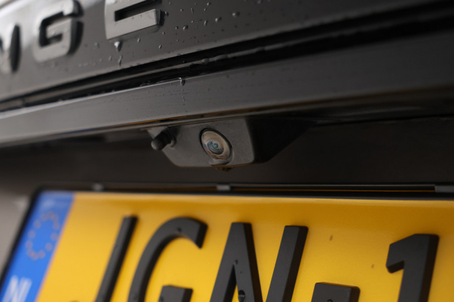 Land Rover Range Rover Evoque 1.5 P300e AWD R-Dynamic S Automaat, Climate, Adaptieve cruise Land Rover Range Rover Evoque 1.5 P300e AWD R-Dynamic S Automaat, Climate, Adaptieve cruise