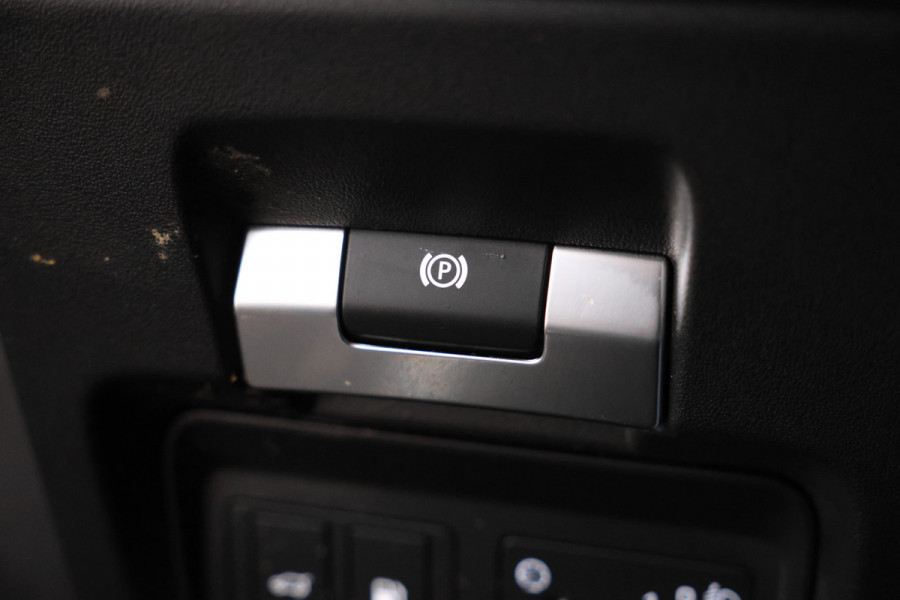 Land Rover Range Rover Evoque 1.5 P300e AWD R-Dynamic S Automaat, Climate, Adaptieve cruise Land Rover Range Rover Evoque 1.5 P300e AWD R-Dynamic S Automaat, Climate, Adaptieve cruise