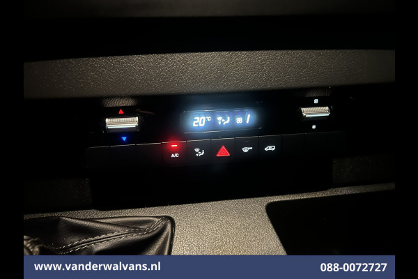 Mercedes-Benz Sprinter 315 CDI 150pk L3H2 Euro6 Airco | 360 Graden Camera | Apple Carplay | Navigatie Cruisecontrol, Android Auto, Stoelverwarming, Chauffeursstoel, Parkeersensoren, Bijrijdersbank Mercedes-Benz Sprinter 315 CDI 150pk L3H2 Euro6 Airco | 360 Graden Camera | Apple Carplay | Navigatie Cruisecontrol, Android Auto, Stoelverwarming, Chauffeursstoel, Parkeersensoren, Bijrijdersbank