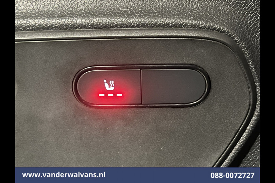 Mercedes-Benz Sprinter 315 CDI 150pk L3H2 Euro6 Airco | 360 Graden Camera | Apple Carplay | Navigatie Cruisecontrol, Android Auto, Stoelverwarming, Chauffeursstoel, Parkeersensoren, Bijrijdersbank Mercedes-Benz Sprinter 315 CDI 150pk L3H2 Euro6 Airco | 360 Graden Camera | Apple Carplay | Navigatie Cruisecontrol, Android Auto, Stoelverwarming, Chauffeursstoel, Parkeersensoren, Bijrijdersbank