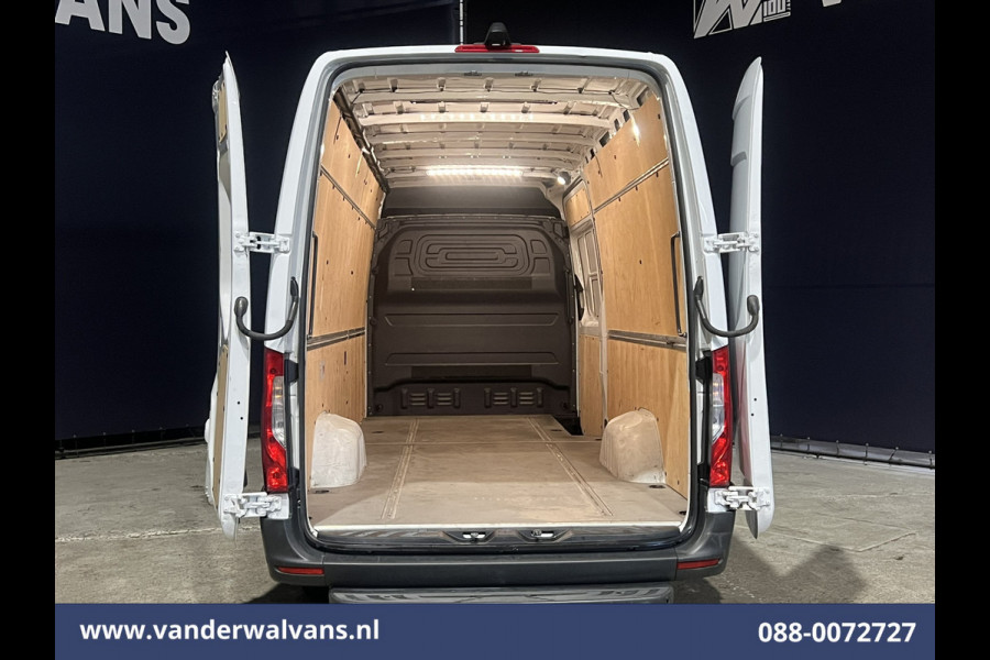 Mercedes-Benz Sprinter 315 CDI 150pk L3H2 Euro6 Airco | 360 Graden Camera | Apple Carplay | Navigatie Cruisecontrol, Android Auto, Stoelverwarming, Chauffeursstoel, Parkeersensoren, Bijrijdersbank Mercedes-Benz Sprinter 315 CDI 150pk L3H2 Euro6 Airco | 360 Graden Camera | Apple Carplay | Navigatie Cruisecontrol, Android Auto, Stoelverwarming, Chauffeursstoel, Parkeersensoren, Bijrijdersbank