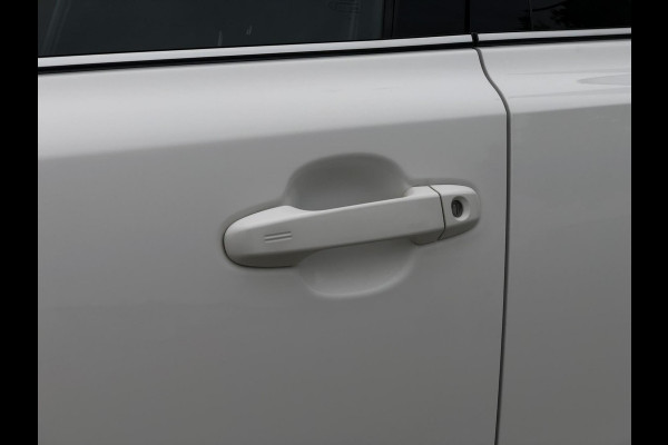 Toyota C-HR 1.8 Hybrid Dynamic | Navi, Camera, Stoelverw., Cruise, Lane Assist, Climate | Goed onderhouden! |