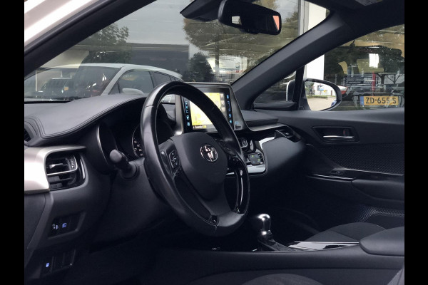 Toyota C-HR 1.8 Hybrid Dynamic | Navi, Camera, Stoelverw., Cruise, Lane Assist, Climate | Goed onderhouden! |
