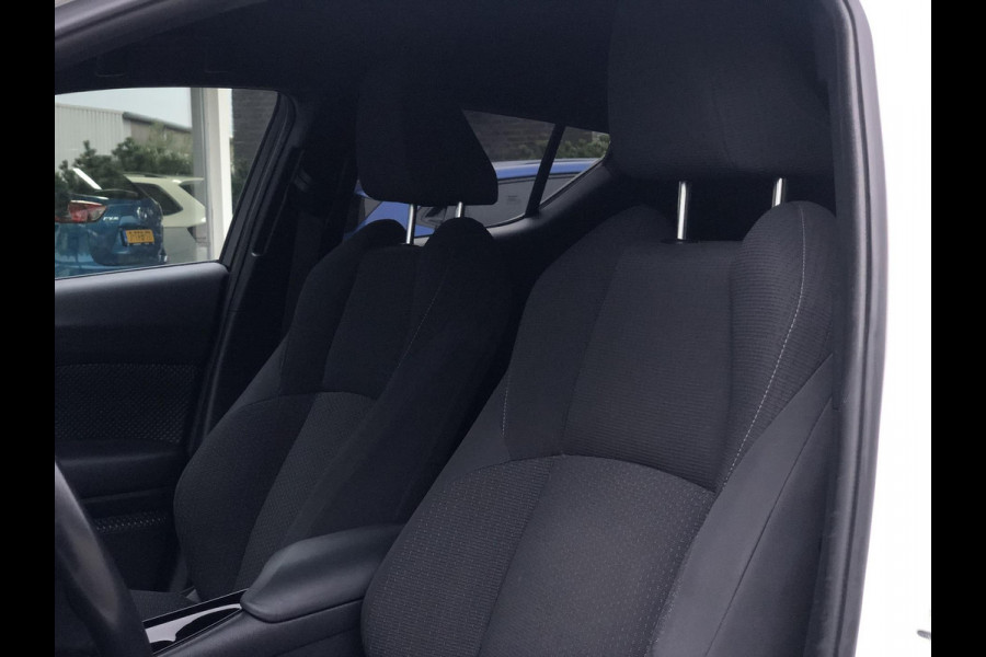 Toyota C-HR 1.8 Hybrid Dynamic | Navi, Camera, Stoelverw., Cruise, Lane Assist, Climate | Goed onderhouden! |